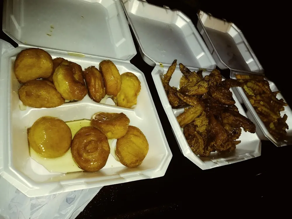 Chicken Wings and Catfish